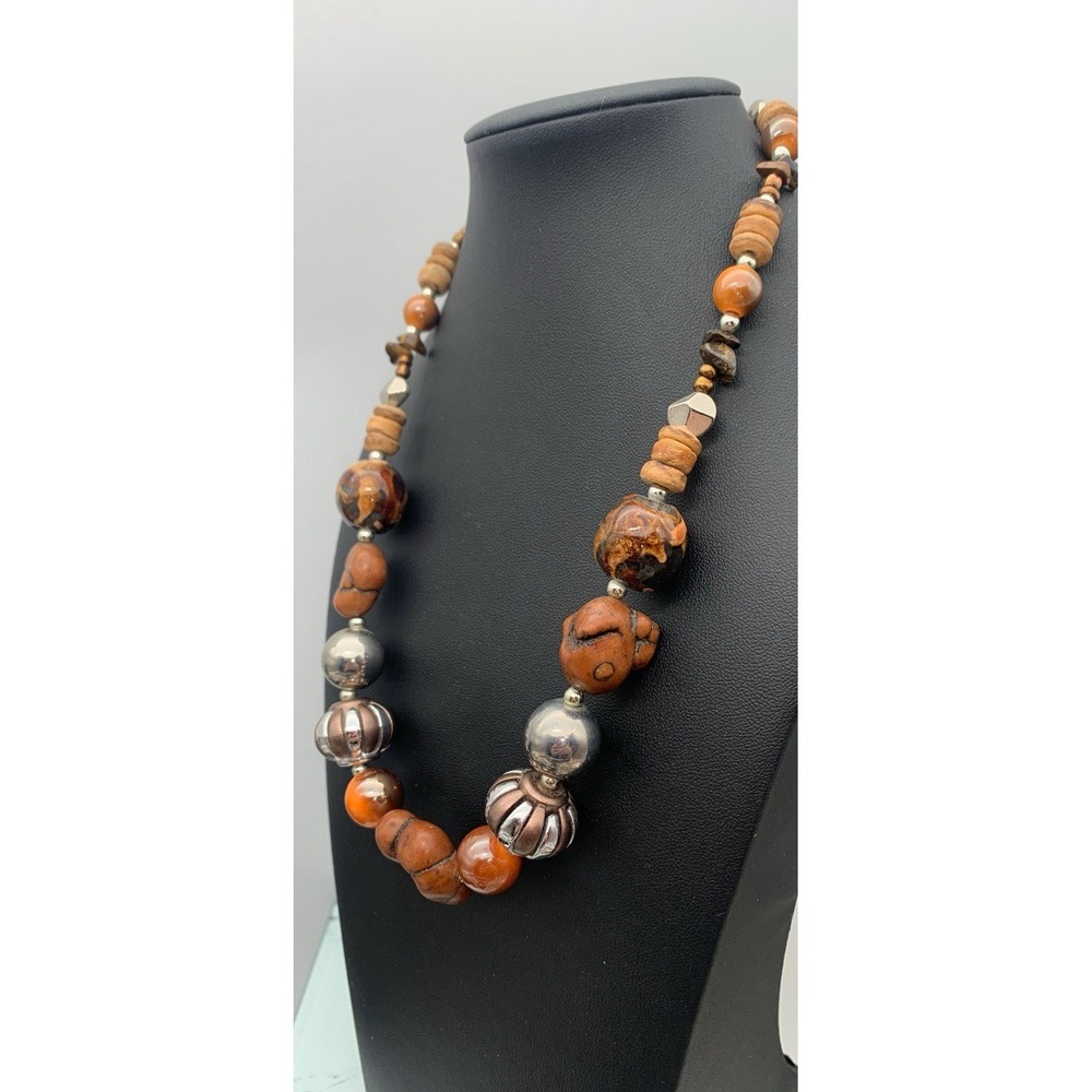 Silver Tone Stone Wood And Acrylic Chunky Boho Necklace 18-20 Inches - Picture 5 of 6